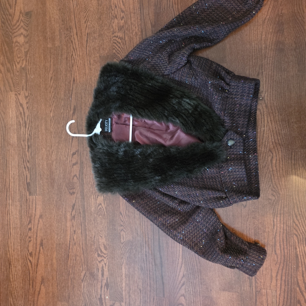 Elegant Brown Tweed Jacket with Faux Fur Collar
